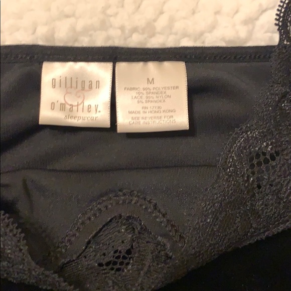 Velvet cami - Picture 3 of 4